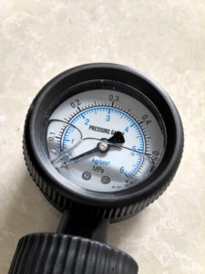 Manómetro de Diafragma con Brida para Aplicaciones Industriales Ultra Dial Gauge - Product Image 1