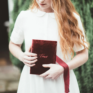 Cuaderno de Lujo con Cubierta de <span class=keywords><strong>Terciopelo</strong></span> Azul Oscuro, Páginas Rayadas, Bolsillos Interiores, Votos de Boda de Gamuza con <span class=keywords><strong>Cinta</strong></span> de Seda - Product Image 6