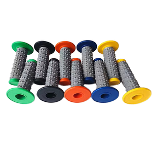 Cubierta de Manillar Antideslizante 3D de Partículas Grandes para Motocicleta Todoterreno, Accesorios Modificados para Vehículos de Playa, Hecha de Aleación de Aluminio - Product Image 2