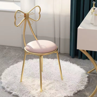 Chaises de salon décoratives en velours à décanter utilisées pour la décoration intérieure Chaise de mobilier en métal au design moderne couleur or