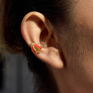 Boucles d'oreilles à clip en forme de coccinelle, or et émail rouge, bijoux fins pour femmes, à porter au quotidien - Product Image 3