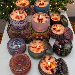 Ensemble <span class=keywords><strong>de</strong></span> bougies parfumées aux fleurs séchées Bougie votive en cire <span class=keywords><strong>de</strong></span> soja sur le thème des fêtes dans une boîte en métal pour la Saint-Valentin - Product Image 5