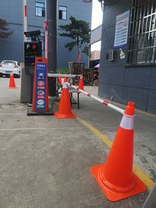 30 "Duurzaam Pvc Plastic Reflecterende Verkeerskegels Hoge Zichtbaarheid Constructie Rijbaan Veiligheid Waarschuwing Teken Parkeerevenementen Gebruik - Product Image 3