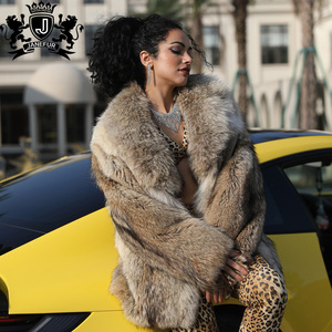 Giacca in Pelliccia di Coyote Premium Janefur per Donne, Stile Nobile e Lussuoso <span class=keywords><strong>con</strong></span> Risvolto, Cappotto in Vera Pelliccia di Lupo - Product Image 4