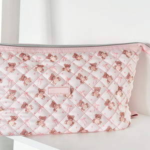Pochette de toilette de voyage personnalisée <span class=keywords><strong>avec</strong></span> imprimé, sac cosmétique matelassé <span class=keywords><strong>avec</strong></span> un ours en peluche - Product Image 4
