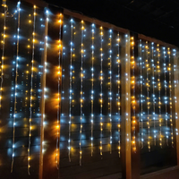 Guirlande lumineuse LED en cascade, colorée, imperméable, pour extérieur, décoration de Noël, matériau PVC, lumière LED à brancher