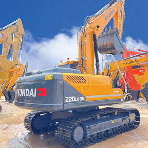 Excavatrice sur chenilles Hyundai 220LC-9S d'occasion de haute qualité, série 215 225, à prix abordable, axée sur les composants essentiels du moteur - Product Image 5