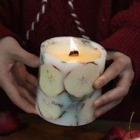 Coffret Cadeau Bougie Parfumée Pomme Sauvage Faite à la Main en Cire de Soja, Parfum Longue Durée pour la Maison, les Chambres, Anniversaires, la Fête des Pères, Diwali