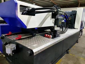 Machine de moulage par injection de plastique haïtienne d'<span class=keywords><strong>occasion</strong></span> de 470 tonnes, idéale pour le moulage de boîtiers en plastique pour appareils électroménagers - Product Image 5