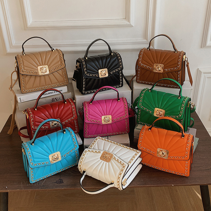 BORSA BOY CHANEL