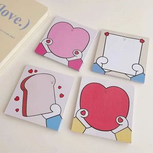 Bloc de Notas con Forma de Corazón, Notas Adhesivas con Dibujos Animados, para Estudio y Oficina, Artículos Esenciales para el Regreso a Clases - Product Image 1