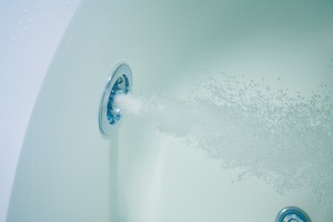 2025 nouveau Design 1.5m trempage <span class=keywords><strong>Spa</strong></span> baignoire circulaire cascade coin Massage bain à remous pour salle de bain intérieure pour appartement Villa <span class=keywords><strong>maison</strong></span> - Product Image 5