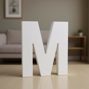 Insegna decorativa da parete in legno a forma di lettera M bianca 3D per casa o ufficio - Product Image 3