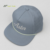 Nouvelle mode, vente en gros, casquette de baseball en nylon à 5 panneaux personnalisée, logo en patch tissé, trou perforé au laser, casquette de golf, casquette de sport