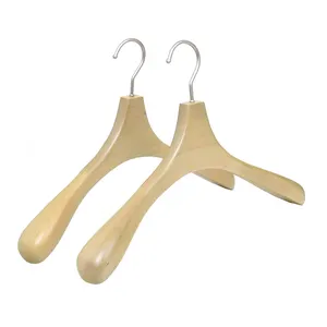 Custom Logo Unieke Zware Kledinghangers Houten Kleding Jas Pak Hangers Voor Jas En Broek