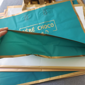 Logo personalizzato fabbrica eco-friendly stampato di alta qualità vestiti di plastica poliestere imballaggio Tote Bag Shopping regalo sacchetti con la mano - Product Image 3