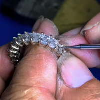 Bijoux sur mesure avec pierres taille émeraude, taille marquise, taille baguette, diamants naturels, diamants de laboratoire, moissanite, zircone cubique, or/argent