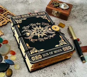 Grimoire วารสารสามดวงจันทร์เทพธิดาวารสารหนังสือแม่มดสะกดว่างเปล่าของของขวัญเงาสำหรับเขาและ7X5นิ้วของเธอ - Product Image 3