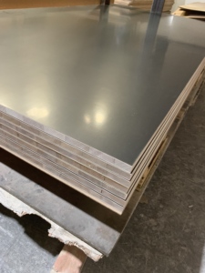 18mm melamine <span class=keywords><strong>blockboard</strong></span> màu trắng Malacca lõi nhiều lớp ván ép - Product Image 5