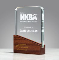 Trophée en verre cristal avec gravure personnalisée et impression UV, sur base en bois, pour cadeaux promotionnels et cadeaux de bienvenue