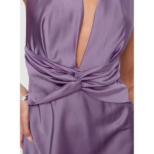 Robe longue maxi moulante en satin à dos ouvert et décolleté plongeant sans manches, coupe trapèze, pour femme - Vente en gros - Product Image 4