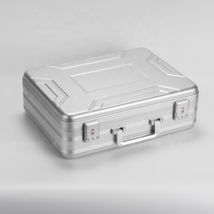 กล่องใส่สัมภาระแบบกล่องอะลูมิเนียมอัลลอยด์ รับผลิตตามแบบ OEM/ODM กล่องโชว์สินค้ามาตรฐานสำหรับเก็บอุปกรณ์และเครื่องมือ - Product Image 6