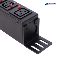 NBYOSUN OEM ODM Industrielle 0U Vertikale Smart-PDU 32A Dreiphasig mit Verriegelung C13 C19 und Unterstützung für Umgebungsüberwachung