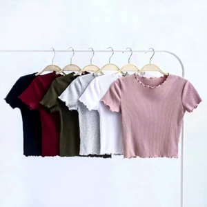 T-shirt court côtelé pour femme à manches courtes, col à volants, couleur unie, tricoté, décontracté, coupe ajustée - Product Image 1