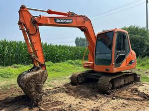 Excavatrice d'occasion coréenne Doosan DH80 avec moteur Yanmar et tuyau de brise-roche, homologuée CE - Product Image 3