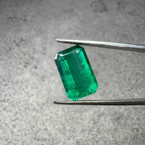 Émeraude naturelle zambienne de 6,98 carats, taille octogonale, pierre précieuse verte intense, pour la fabrication de bagues, pendentifs et bijoux fins - Product Image 1