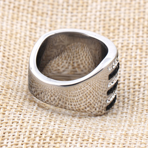 Anillo de Acero de Titanio de 20 mm para Mujer, con 6 Líneas de Diamantes Negros y Blancos, Diseño Geométrico, Anillo de Moda, Joyería de Regalo - Product Image 3