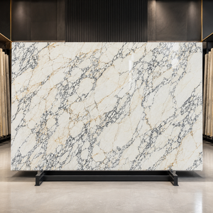 Losa de piedra sinterizada con aspecto de mármol Bulgari Gold, baldosa de porcelana con aspecto de mármol pulido de 1600 x 3200 x 12 mm para pared - Product Image 1