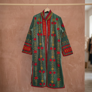 Wholesale Indian Handmade Suzani Embroidered Green Velvet Kimono Jacket Long Duster <b>Coat</b> Vintage Red Floral Vine Motif <b>Women</b> - Product Image 2