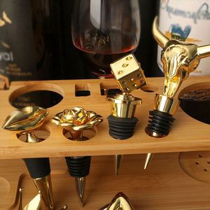 Zinc Alloy Three-dimensional <b>Wine</b> <b>Stopper</b> Custom Creative Personality Rose Crown Cow Shape champagne Metal <b>Wine</b> <b>Stopper</b> - Product Image 3