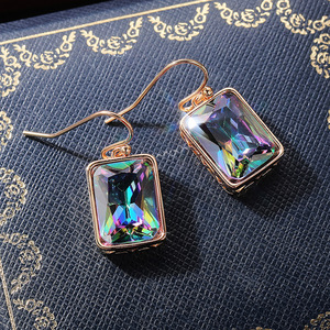 Eleganti Orecchini Pendenti Multicolore con Pietre Scintillanti per Donne, Misteriosi Orecchini Pendenti, Gioielli Regalo all'Ingrosso - Product Image 3