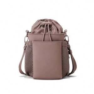 Nouveautés : Sacs en néoprène personnalisés pour bouteilles d'eau de sport avec bandoulière croisée - Product Image 3