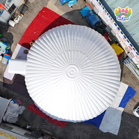Tente de fête gonflable LED portable de 21 m avec design dôme igloo pour événements