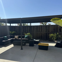 Tonnelles de cadre en aluminium résistant à la pergola en aluminium pour l'extérieur avec persiennes réglables pour le patio