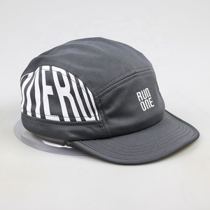 Casquette Snapback Sportive Personnalisée 5 Panneaux en Coton Uni pour l'Extérieur, Broderie et Sérigraphie, Respirante et Confortable - Product Image 2
