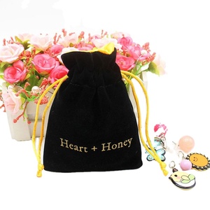 ถุงกำมะหยี่รีไซเคิลได้แบบมีเชือกผูก สำหรับใส่แว่นตา เครื่องประดับ สร้อยคอ นาฬิกา และอัญมณี พร้อมปั๊มโลโก้ - Product Image 1