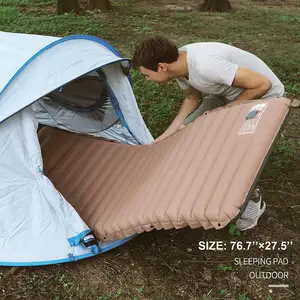 야외 캠핑 및 피크닉을 위한 휴대용 및 보관이 간편한 공기팽창 방습 매트리스