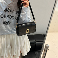 Sac carré texturé de luxe pour femme, nouvelle mode, sac à bandoulière et sac porté épaule avec fermoir, vente en gros
