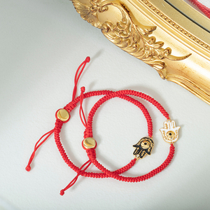 Braccialetto di Moda Bicolore con Mano di Hamsa e Occhio Rosso, Cordoncino Intrecciato Regolabile, Amuleto Portafortuna e Protezione - Product Image 1