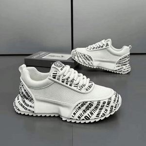 Chaussures de marche sportives respirantes montantes polyvalentes pour hommes 2025 - Product Image 2