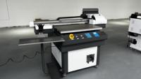 Impresora UV Plana ILOVEUV A1 9060 con Plotter Automático de Grado Industrial XP600 para Cajas Rígidas y Empaques con Cuchilla de Corte