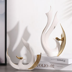 ديكور منزلي فاخر من السيراميك بتصميم فريد من نوعه زخارف طائر الفينيق على شكل طائر الفن بلكنة زفاف إبداعية - Product Image 1