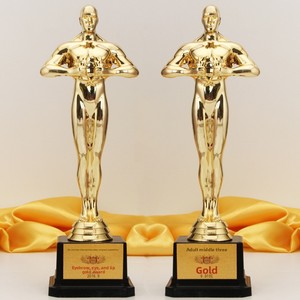 JIATAO - Vente en gros d'usine - Trophées en plastique personnalisables, petites statuettes dorées en forme d'ailes d'ange, modèle pour technique de moulage - Product Image 1