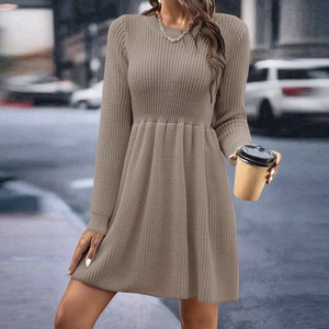 2024 autunno/inverno vendita calda da donna abito tinta unita a maglia a maniche lunghe abito maglione Casual da donna OEM - Product Image 3