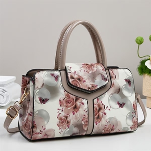 New Luxury Small Size Women's Shoulder Bags PU Leather Fashion Quilted Leather Bags Lady Style Wholesale <b>Handbags</b> With Flower - Product Image 2