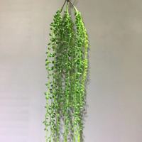 Plante de Plafond Artificielle Suspendue en Herbe Plastique Faux Décoration de Jardin Tenture Murale à Vendre pour Jardins Intérieurs et Plafonds